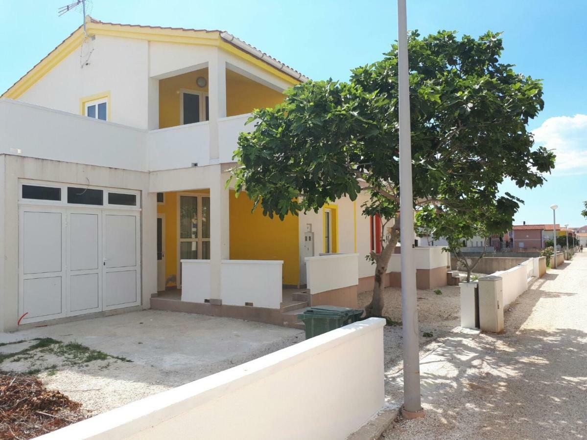 Haus Zarko Lägenhet Vir Exteriör bild