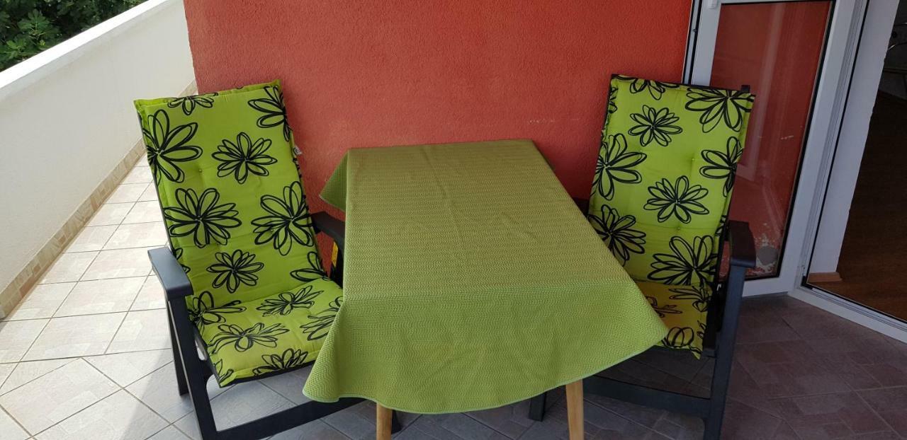 Haus Zarko Lägenhet Vir Exteriör bild