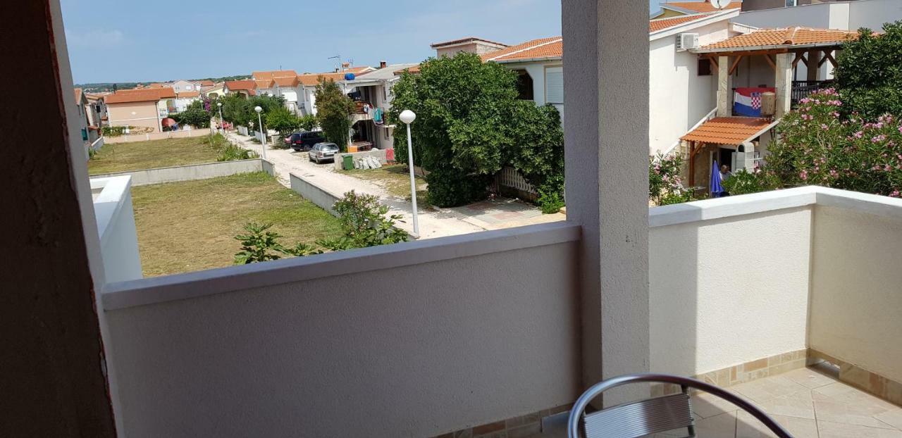 Haus Zarko Lägenhet Vir Exteriör bild